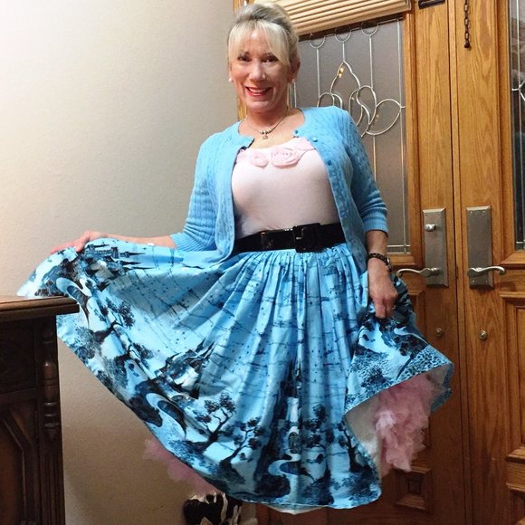Pinup Couture Disney Sleeping Beauty Castle Skirt Dapper Day POCKETS Blue XL - Picture 11 of 12